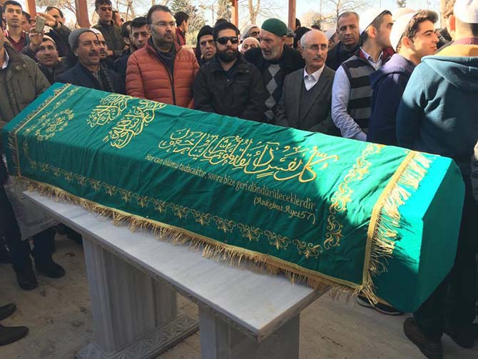 Ahmet Aytimur Ağabey'in cenaze namazından kareler 46
