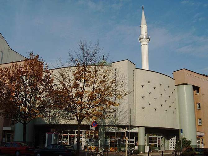 Avrupa’nın en büyük 10 camisi belli oldu 7