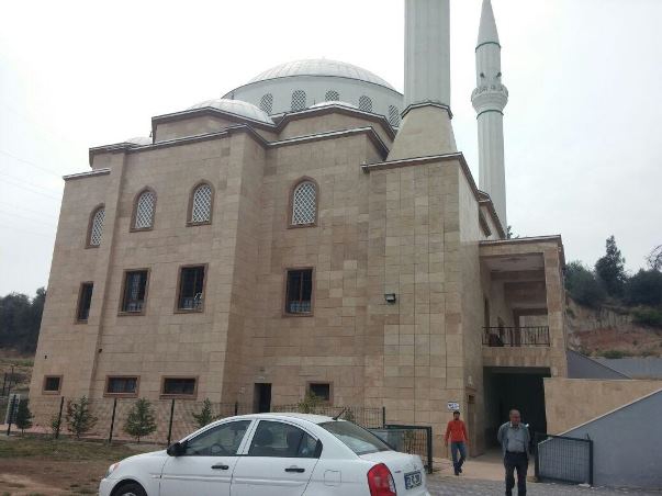 Mersin Üniversitesi'nde cami sevinci 11