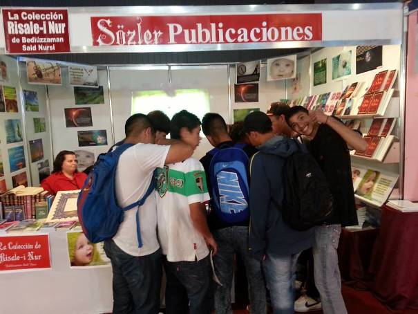 Risale-i Nur Arjantin Buenos Aires kitap fuarında 32