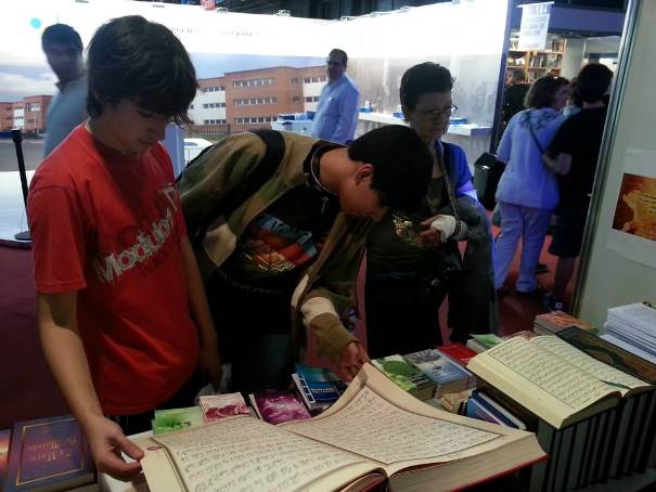 Risale-i Nur Arjantin Buenos Aires kitap fuarında 33