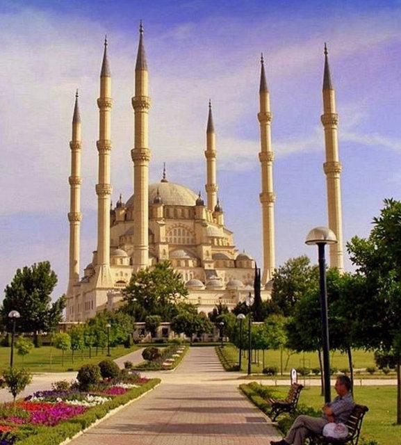 Dünya'nın En Büyük Camileri 15