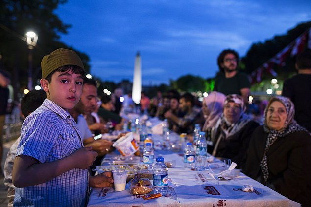 Dünya'dan Ramazan Manzaraları 14