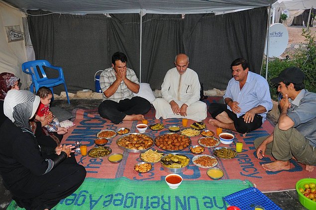 Dünya'dan Ramazan Manzaraları 15
