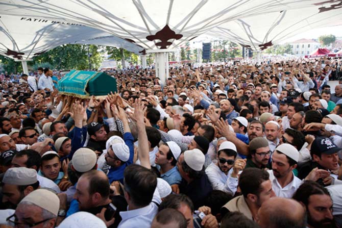 Abdullah Yeğin Ağabeyin cenazesinden 14
