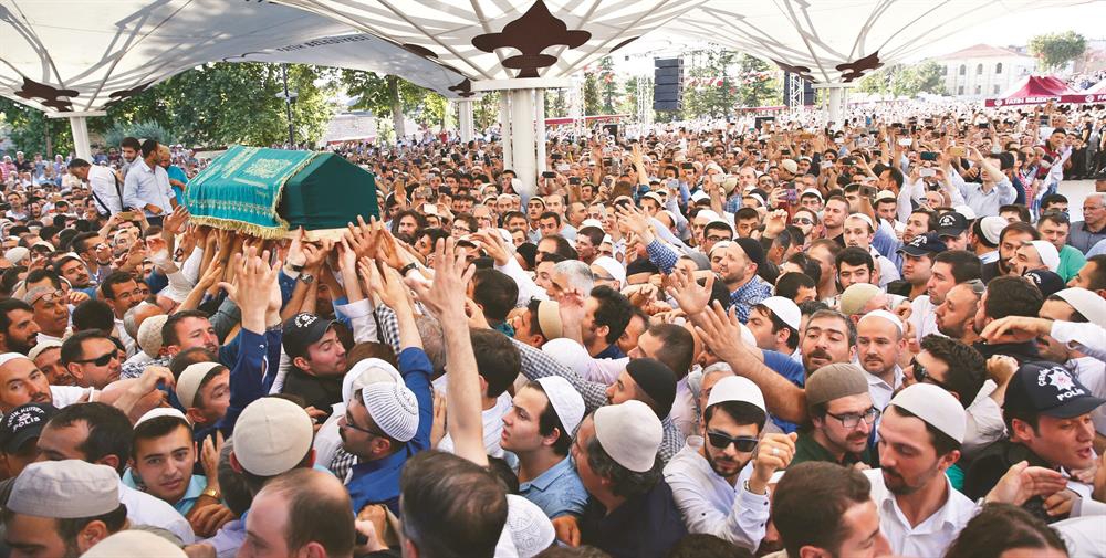 Abdullah Yeğin Ağabeyin cenazesinden 32