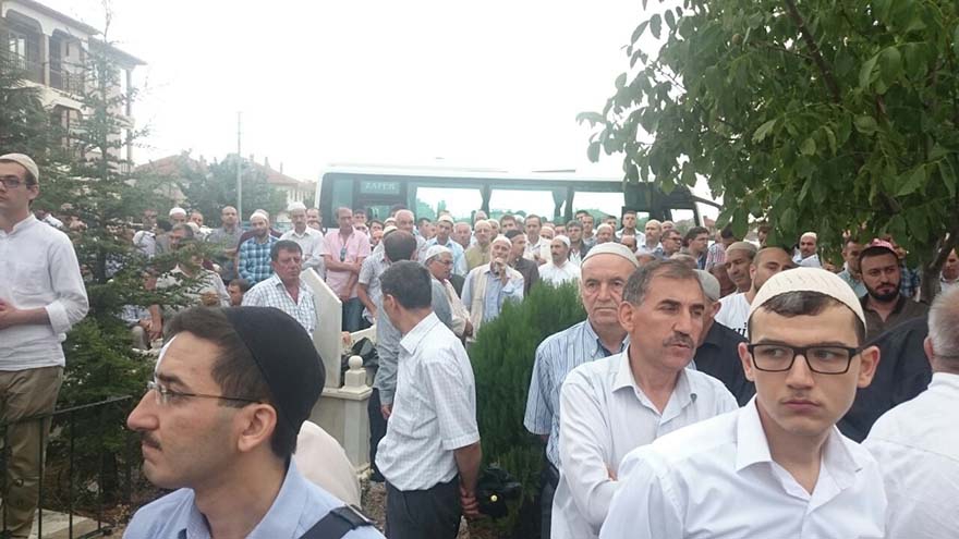 Mahmut Çalışkan Ağabey dualarla ebediyete uğurlandı 14