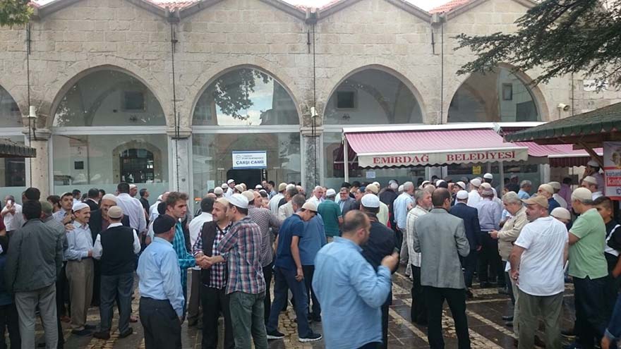 Mahmut Çalışkan Ağabey dualarla ebediyete uğurlandı 5