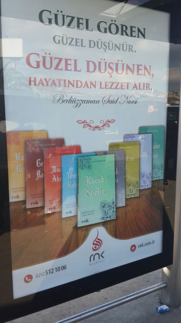 Risale-i Nur ilanları İstanbul metrobüs duraklarında 5