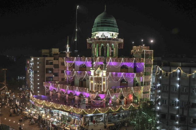 Pakistan'da Mevlid kandili hazırlıkları 2