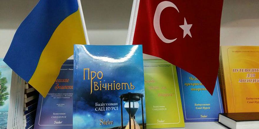 Ukrayna kitap fuarında Risale-i Nur notları