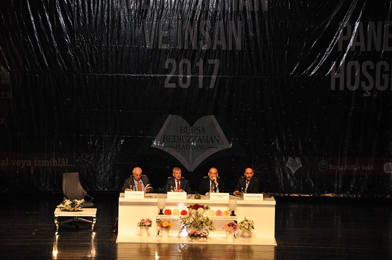 Bursa'da 'Bediüzzaman Said Nursi ve İnsan' paneli 1