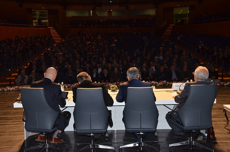 Bursa'da 'Bediüzzaman Said Nursi ve İnsan' paneli 5