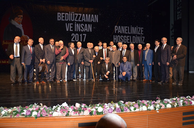 Bursa'da 'Bediüzzaman Said Nursi ve İnsan' paneli 6