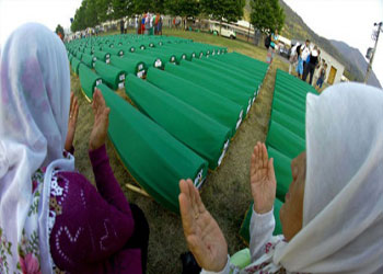 Srebrenitsa mağdurları haklarını istiyor