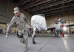 İnsanlı istihbarat uçağı geldi, 'acil' koduyla görevde