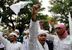 Myanmar'da Müslümanlara şiddet