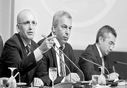 Bütçe açığı arttı, Bakan yeni vergi sinyali verdi