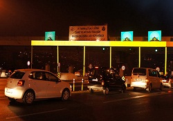 Köprülerde ücretsiz geçiş başladı