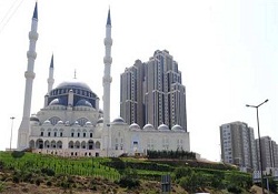 Mimar Sinan Camii ibadete açılıyor