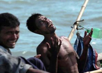 Arakan Müslümanları bir bir yokediliyor