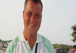 Müslüman oldu Kur'an'ı 6 defa Rusça okudu
