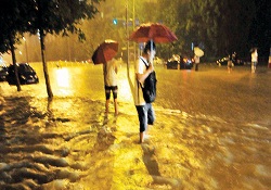 Son 61 yılın en şiddetli yağmurunu gördüler