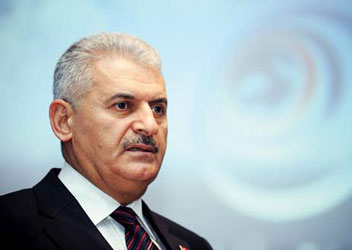 Bakan Yıldırım: İzmir, Kuzey Ege Limanı ile yılda 700 milyon TL kazanacak