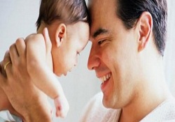 Baba ilgiliyse çocuk uslu oluyor