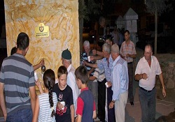 Bu çeşmeden limonata geliyor!