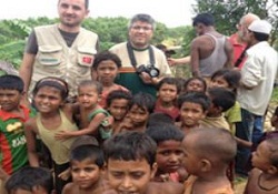İHH ekipleri, Arakan mülteci kamplarında