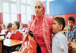 Velinin kayıt erteleme isteğine sağlık raporu şartı