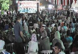 Karaköprülüler Ramazan'ı doyasıya yarışıyor