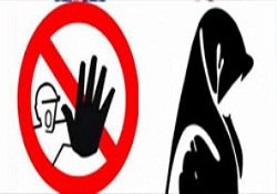 Başörtülü stant görevlilerine yasak iddiası