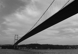 Boğaz trafiği krizden etkilendi