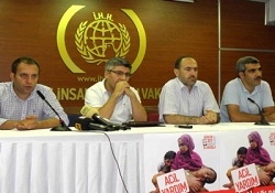 Gazeteciler Arakan'ı ağlayarak anlattı