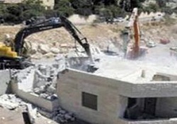 İşgalci Ramazan'da da yıkımı sürdürüyor