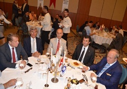 Sanayiciden toprağı koruyalım uyarısı