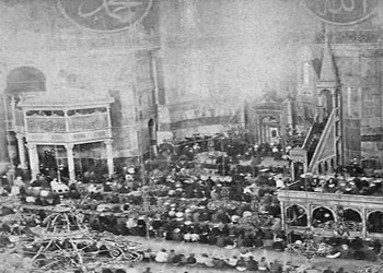 Ayasofya’da 100 bin kişi teravih kılardı