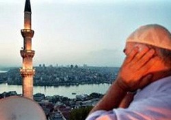 İsrail ezan okunmasını yasakladı