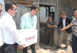 Bir Yüz Güldürmek İçin Yola Çıktılar