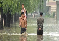 Vietnam'dan sel mağduru Kuzey Korey'e yardım