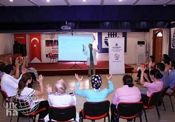 İşitme engellilere 'e-Danışmanlık ve Canlı Destek Hizmeti'