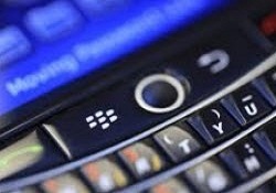 RIM dev tazminattan son anda yırttı