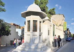 İstanbul'a su getiren Mimar Sinan'ın türbesi susuz