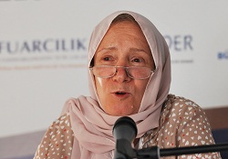 Medeniyetimizin inceliklerinin yaşamalıyız
