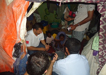 Somali’de çat kapı iftar