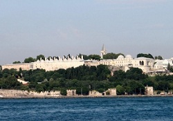 Müzeler darphane gibi