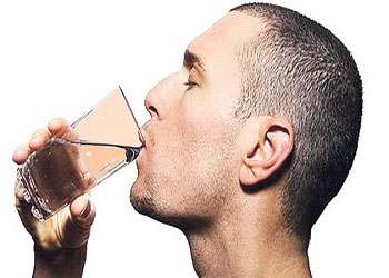 Su, ağız kokusunu önlüyor