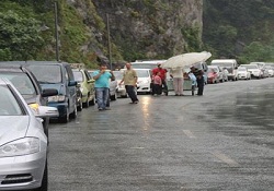 Gürcistan'a kimlikle geçiş harcı arttı